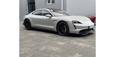 Кованые двухкомпонентные диски 21" с карбоном на Porsche Taycan + датчики давления 5Q0998270D